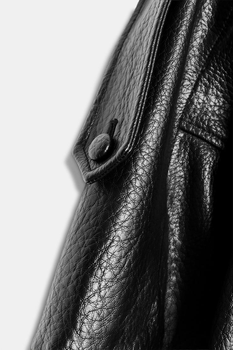 Noir essence Leather coat